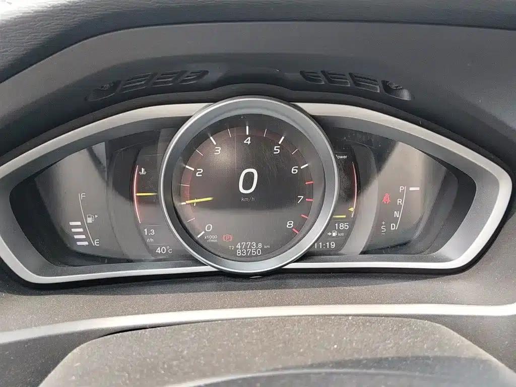 2017 Volvo V40 T3 Smart Edition — миниатюра 8