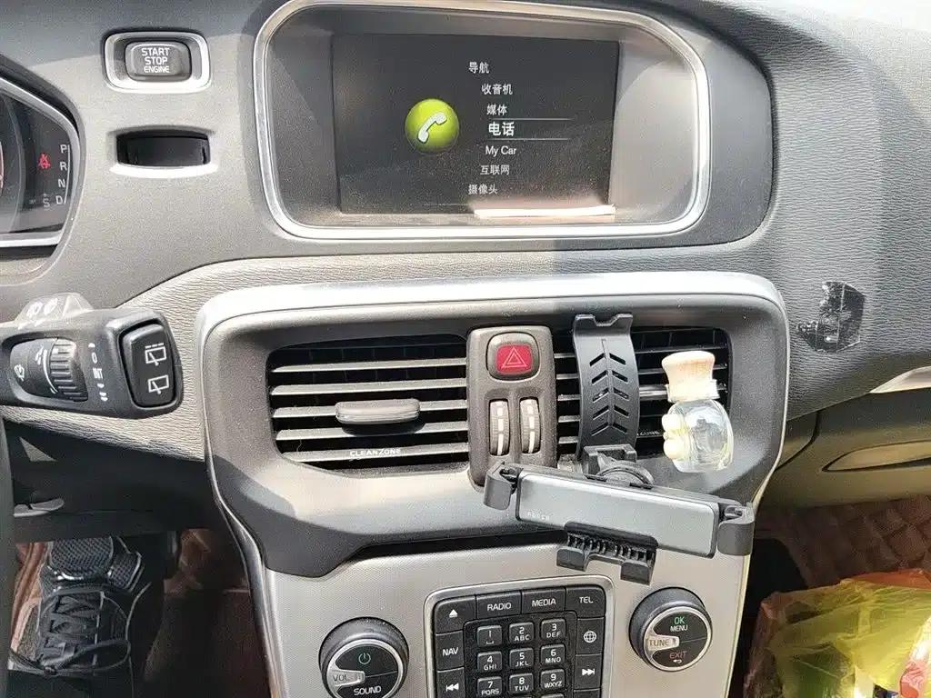2017 Volvo V40 T3 Smart Edition — миниатюра 10
