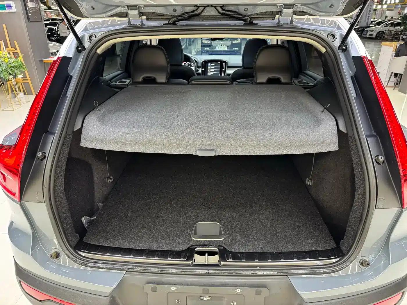 Volvo XC40 2020 T3 Smart Fashion Edition — миниатюра 14