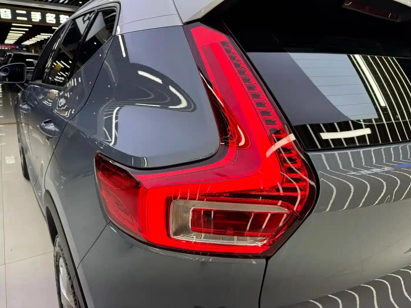 Volvo XC40 2020 T3 Smart Fashion Edition — миниатюра 16