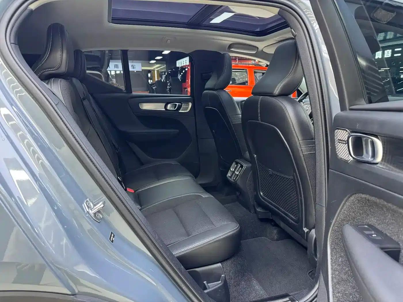 Volvo XC40 2020 T3 Smart Fashion Edition — миниатюра 22