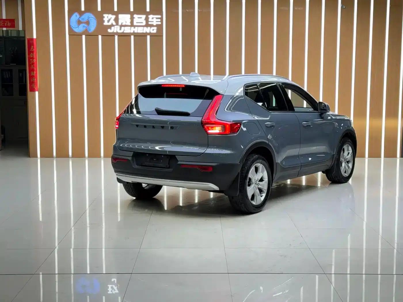 Volvo XC40 2020 T3 Smart Fashion Edition — миниатюра 4