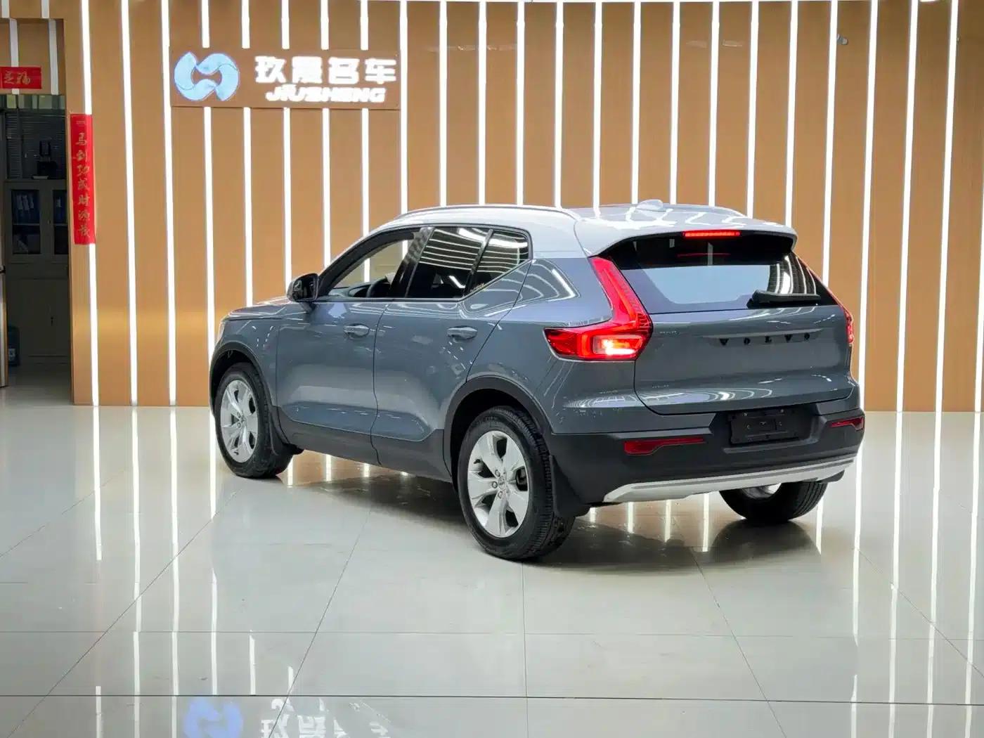 Volvo XC40 2020 T3 Smart Fashion Edition — миниатюра 6