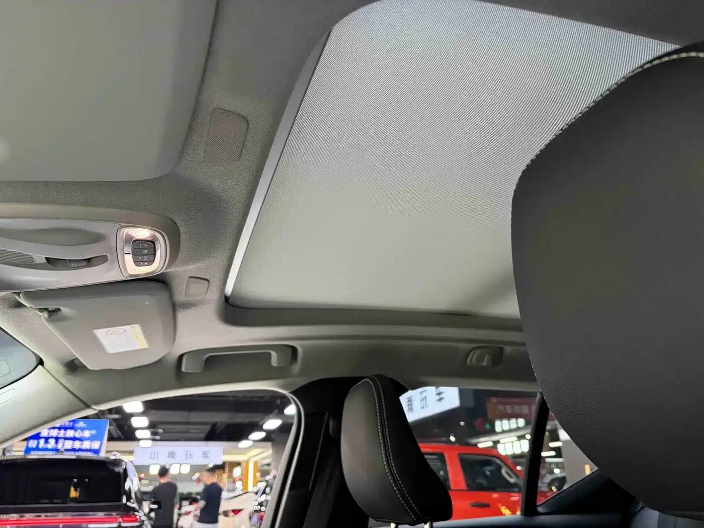 Volvo XC40 2020 T3 Smart Fashion Edition — миниатюра 12