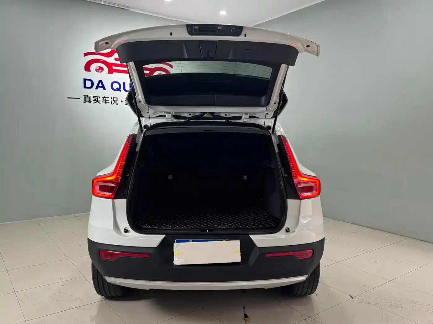 Volvo XC40 2020 T3 Smart Fashion Edition — миниатюра 14