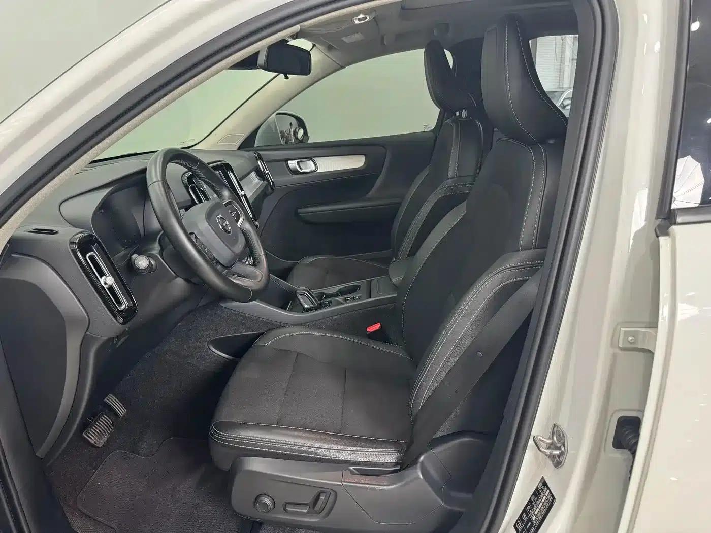 Volvo XC40 2020 T3 Smart Fashion Edition — миниатюра 5