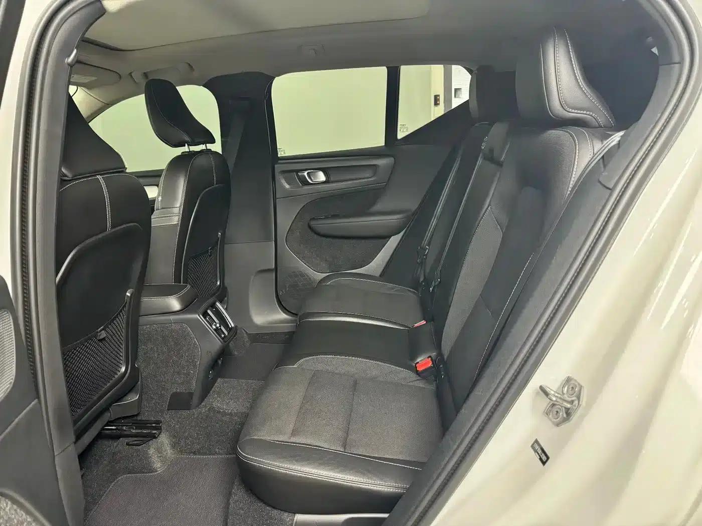 Volvo XC40 2020 T3 Smart Fashion Edition — миниатюра 6