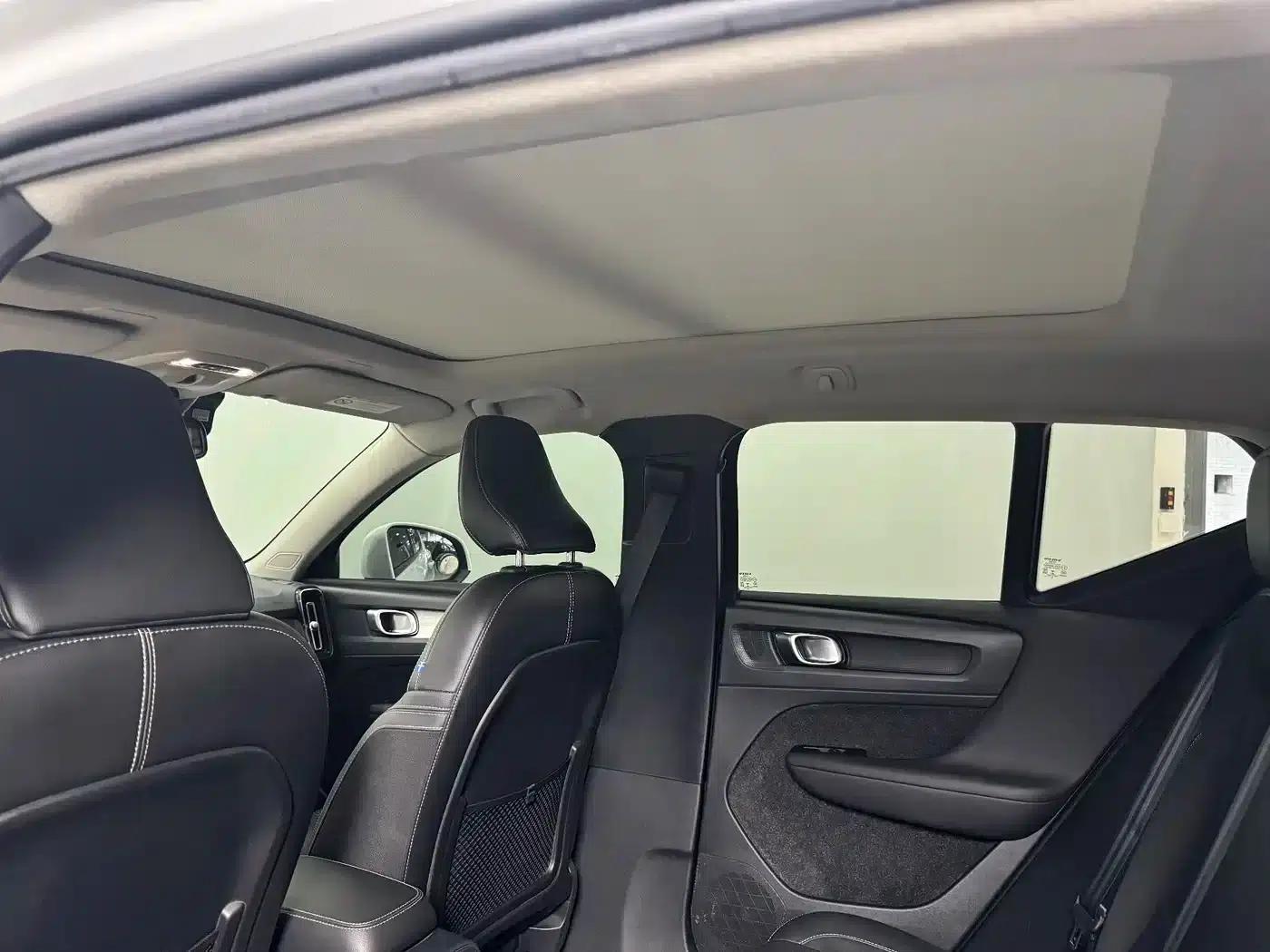 Volvo XC40 2020 T3 Smart Fashion Edition — миниатюра 9