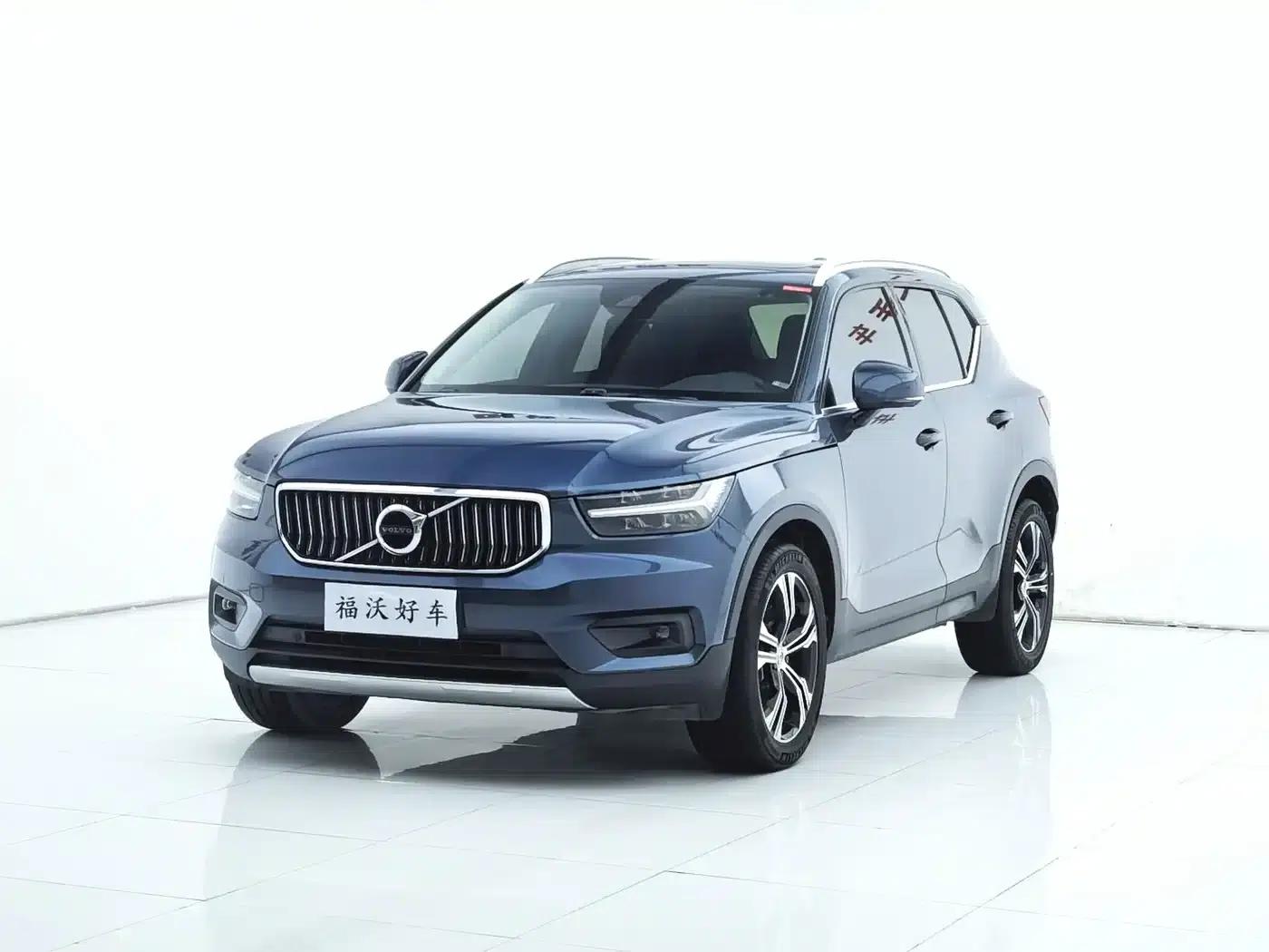 2020 Volvo XC40 T4 AWD Inscription Luxury Edition — миниатюра 1