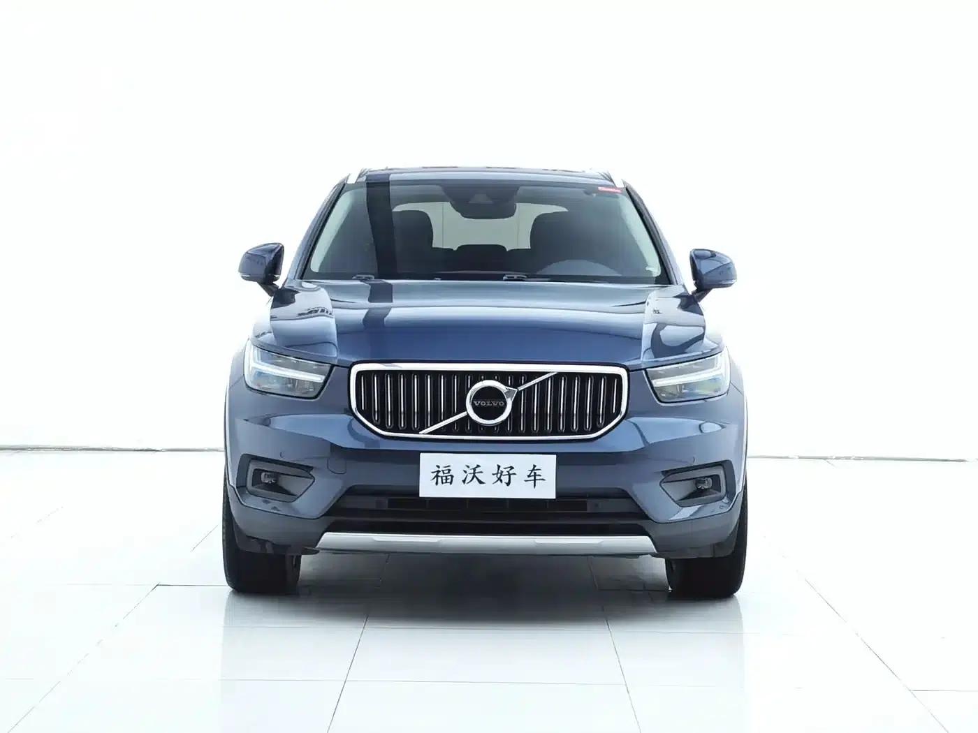 2020 Volvo XC40 T4 AWD Inscription Luxury Edition — миниатюра 2