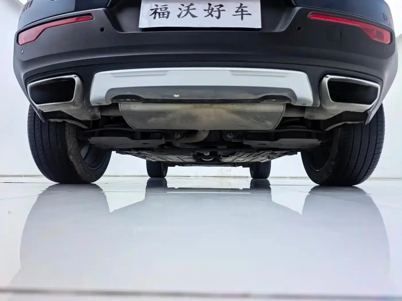2020 Volvo XC40 T4 AWD Inscription Luxury Edition — миниатюра 32