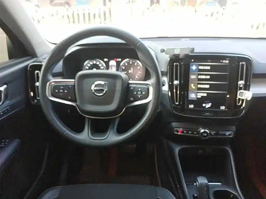 Volvo XC40 2020 T3 Smart Fashion Edition — миниатюра 11