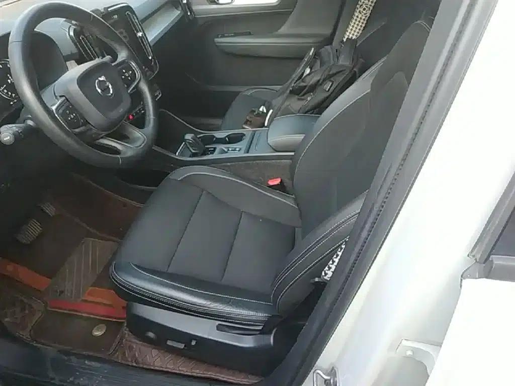 Volvo XC40 2020 T3 Smart Fashion Edition — миниатюра 15