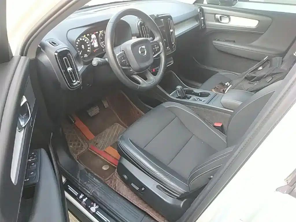 Volvo XC40 2020 T3 Smart Fashion Edition — миниатюра 16