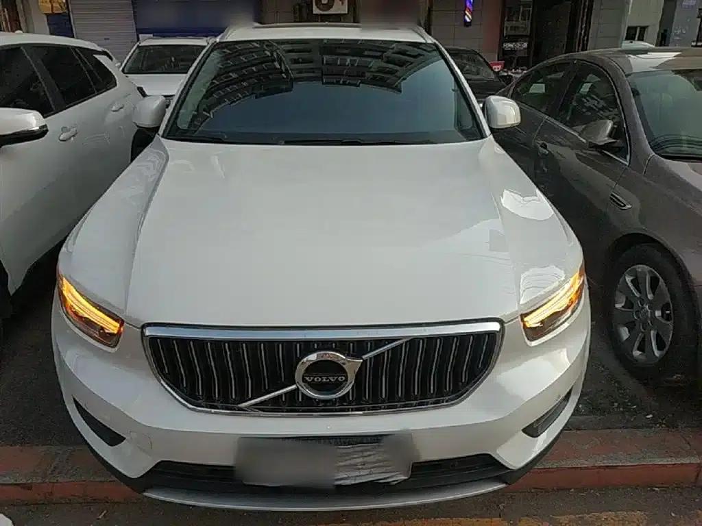 Volvo XC40 2020 T3 Smart Fashion Edition — миниатюра 3