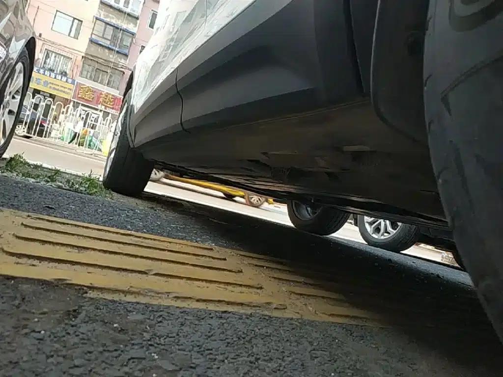Volvo XC40 2020 T3 Smart Fashion Edition — миниатюра 22