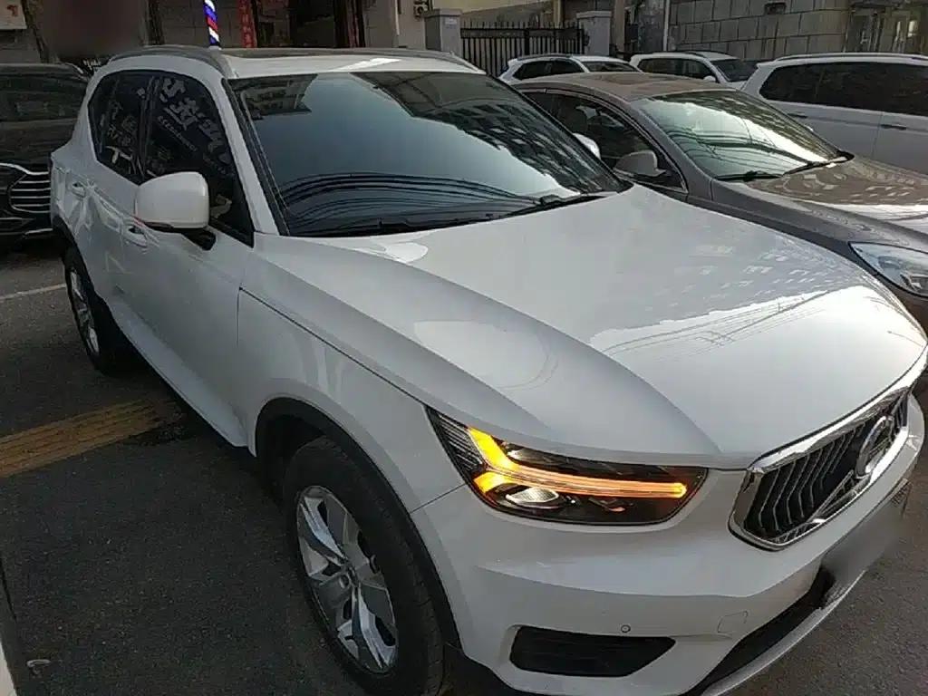 Volvo XC40 2020 T3 Smart Fashion Edition — миниатюра 4