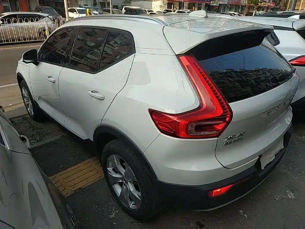Volvo XC40 2020 T3 Smart Fashion Edition — миниатюра 5