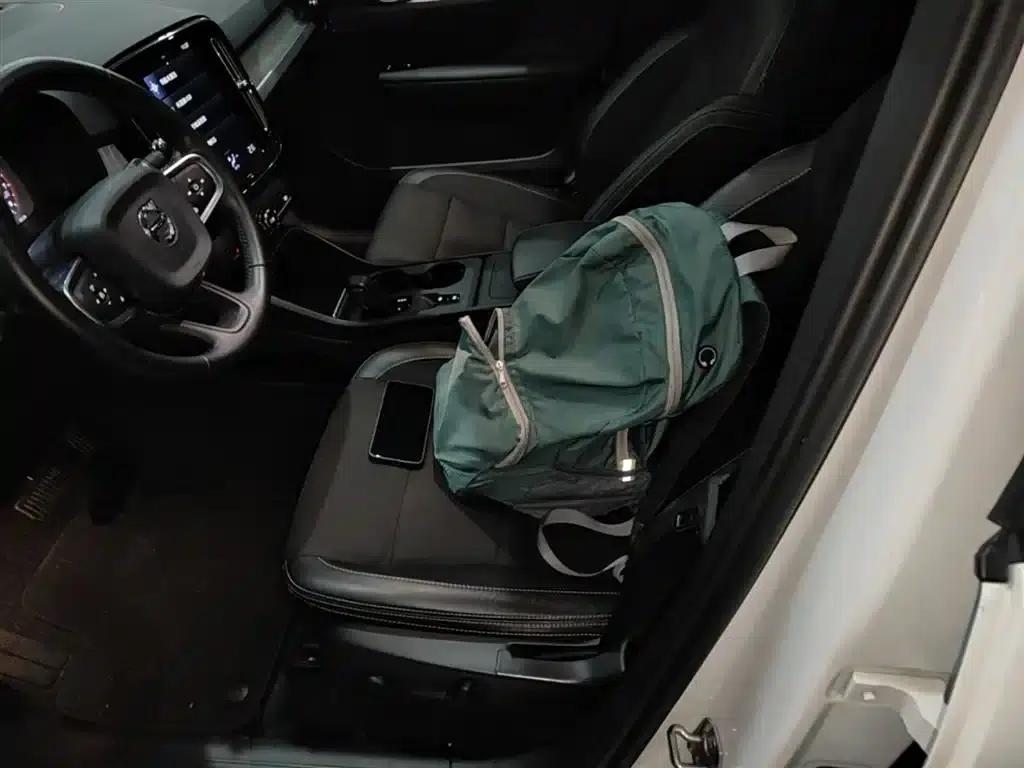 Volvo XC40 2020 T3 Smart Fashion Edition — миниатюра 15