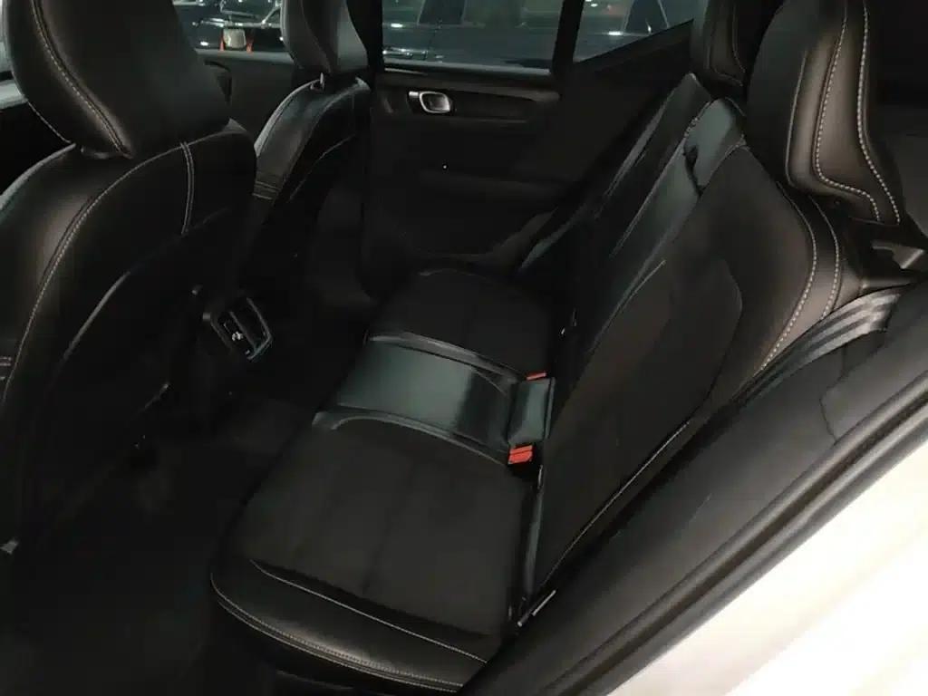 Volvo XC40 2020 T3 Smart Fashion Edition — миниатюра 17