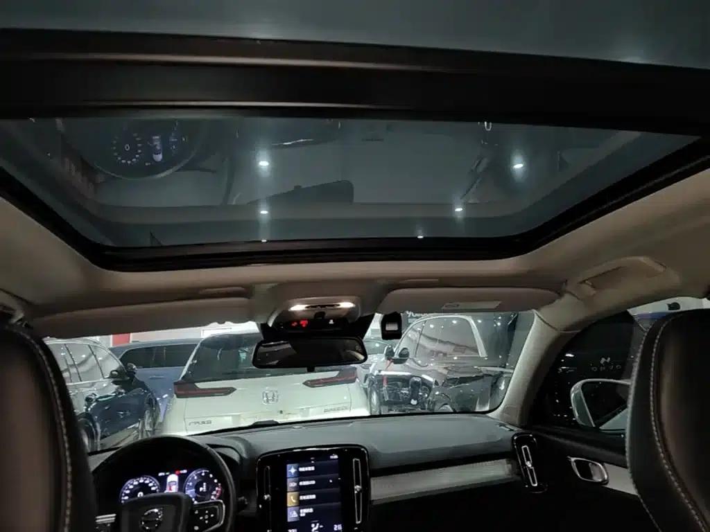Volvo XC40 2020 T3 Smart Fashion Edition — миниатюра 18