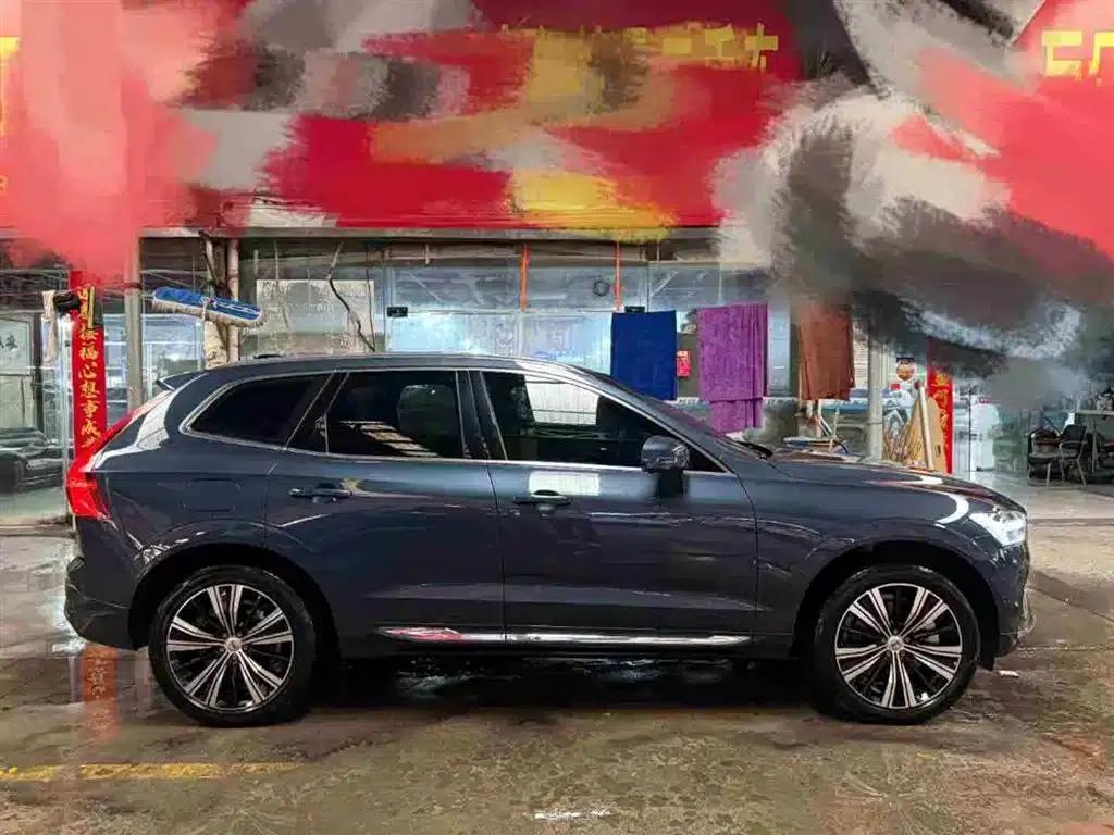 2022 Volvo XC60 Plug-in Hybrid T8 Plug-in Hybrid Long Range AWD Inscription Luxury Edition — миниатюра 7