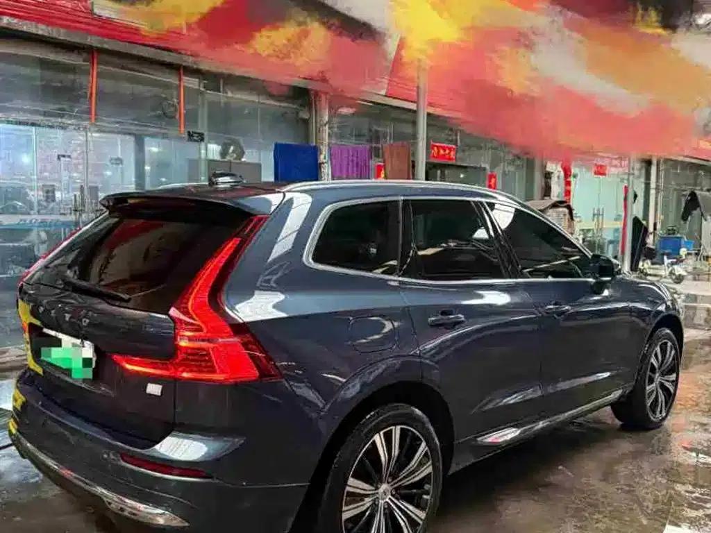 2022 Volvo XC60 Plug-in Hybrid T8 Plug-in Hybrid Long Range AWD Inscription Luxury Edition — миниатюра 9