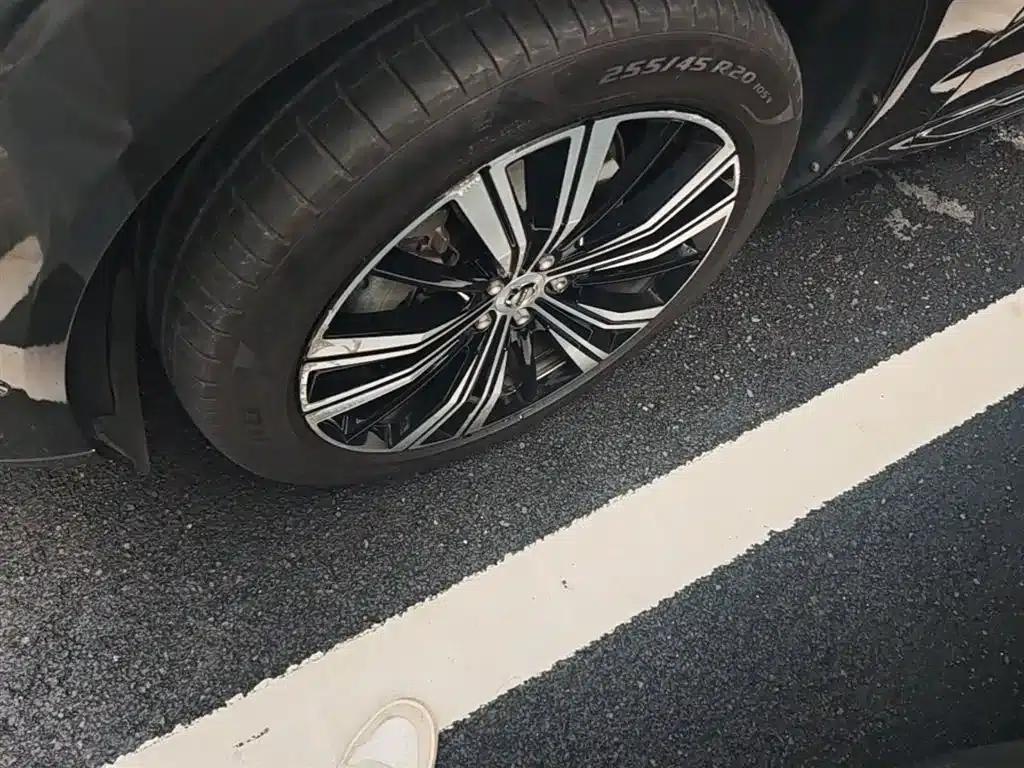 2022 Volvo XC60 Plug-in Hybrid T8 Plug-in Hybrid Long Range AWD Inscription Luxury Edition — миниатюра 23