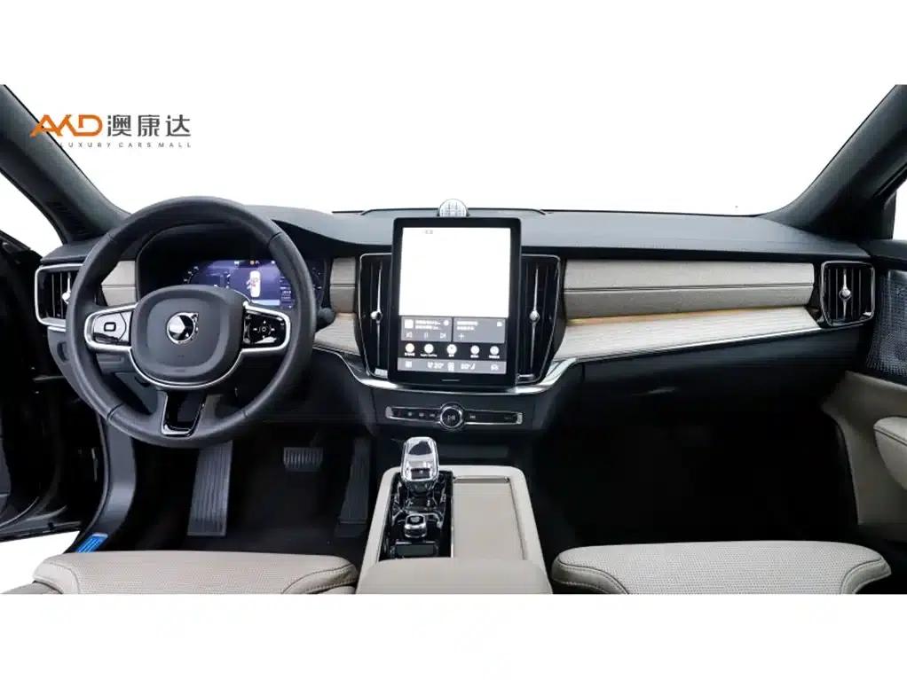 2026 Volvo S90 Plug-in Hybrid, All-Wheel Drive, Long Range, Inscription Luxury Edition — миниатюра 5