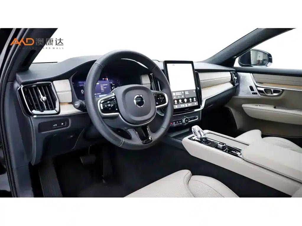 2026 Volvo S90 Plug-in Hybrid, All-Wheel Drive, Long Range, Inscription Luxury Edition — миниатюра 6