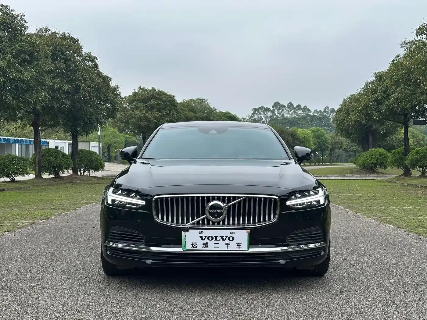 2021 Volvo S90 Plug-in Hybrid T8 E-Drive Hybrid, Inscription Luxury Edition — миниатюра 2
