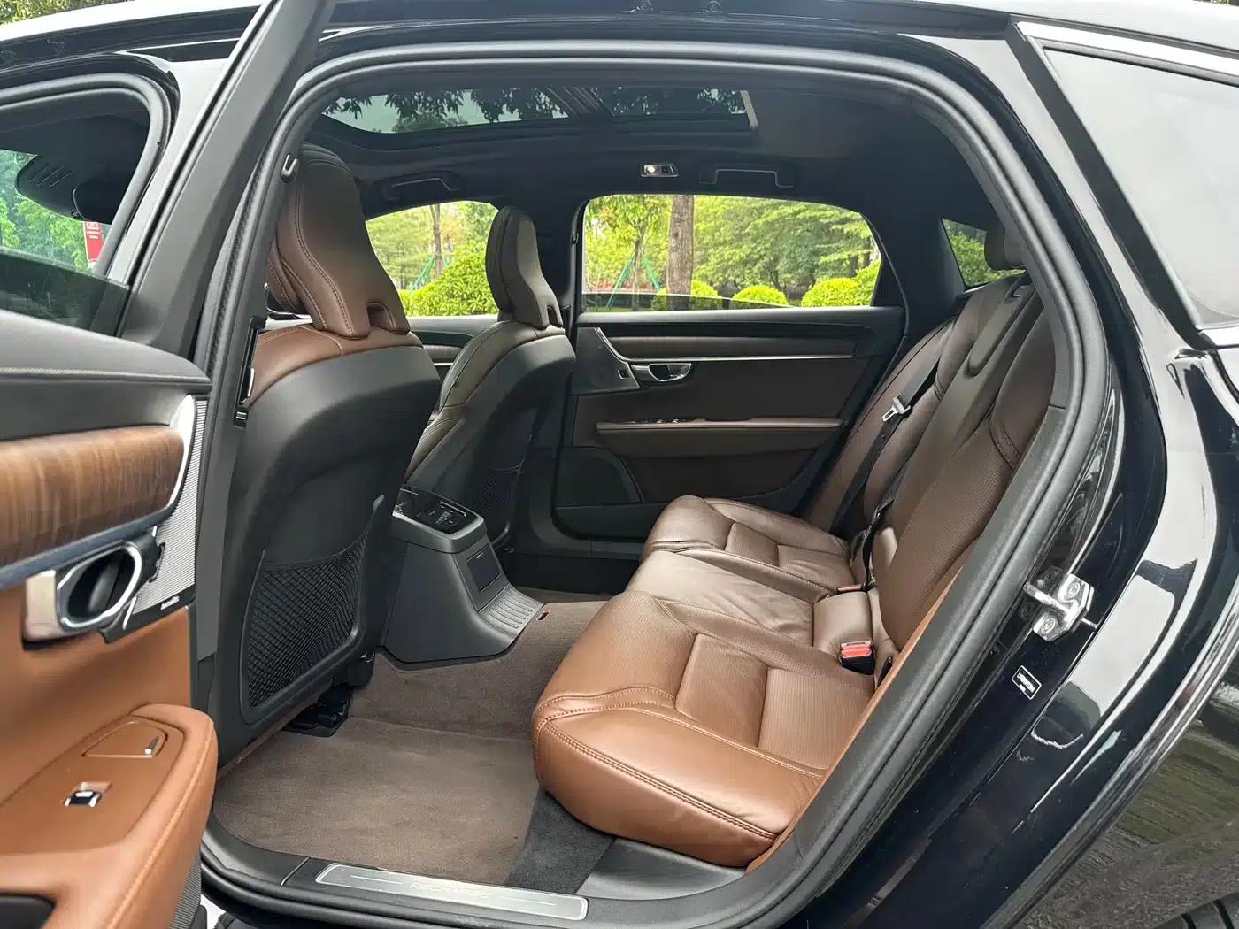 2021 Volvo S90 Plug-in Hybrid T8 E-Drive Hybrid, Inscription Luxury Edition — миниатюра 12