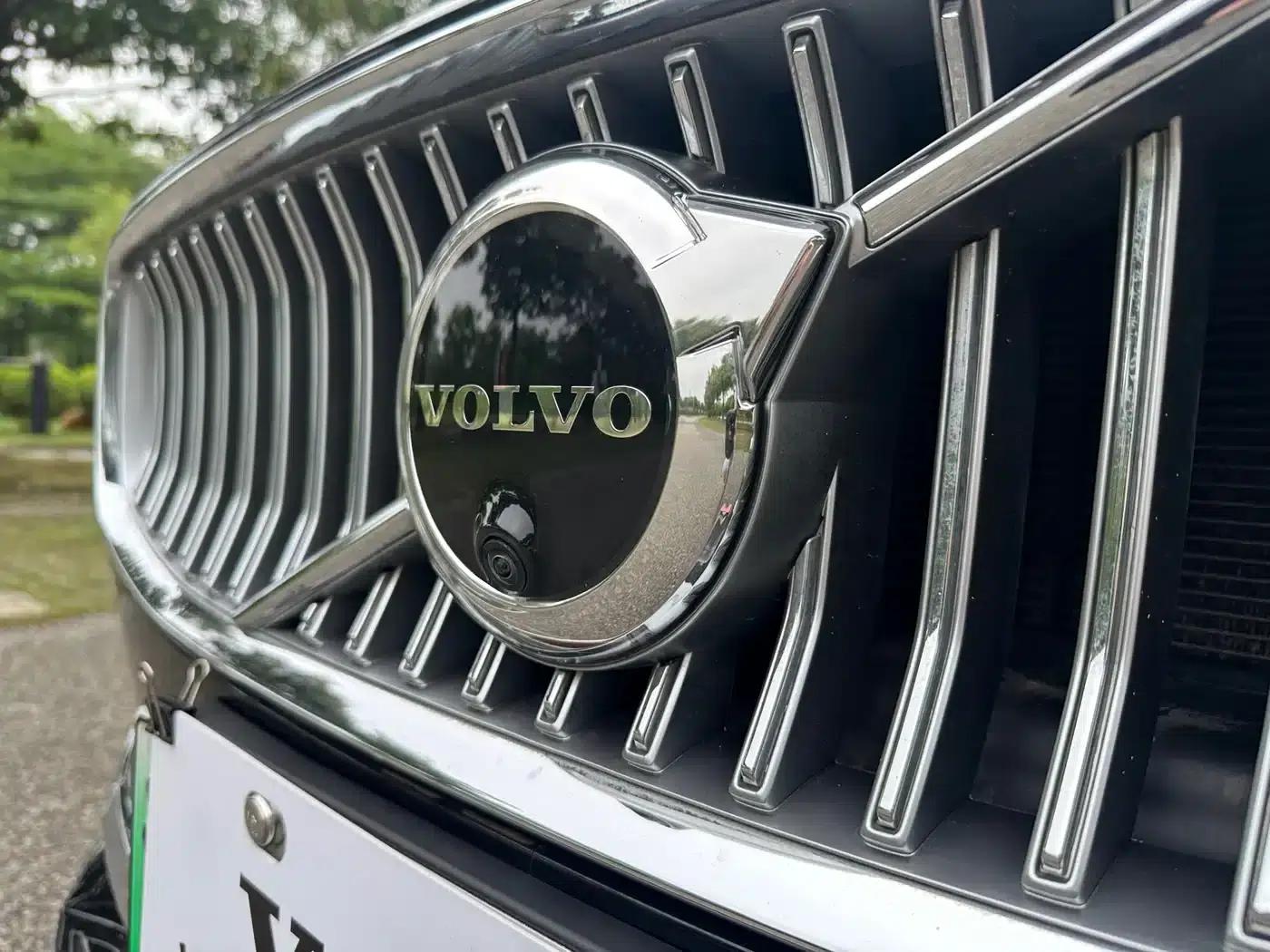 2021 Volvo S90 Plug-in Hybrid T8 E-Drive Hybrid, Inscription Luxury Edition — миниатюра 4