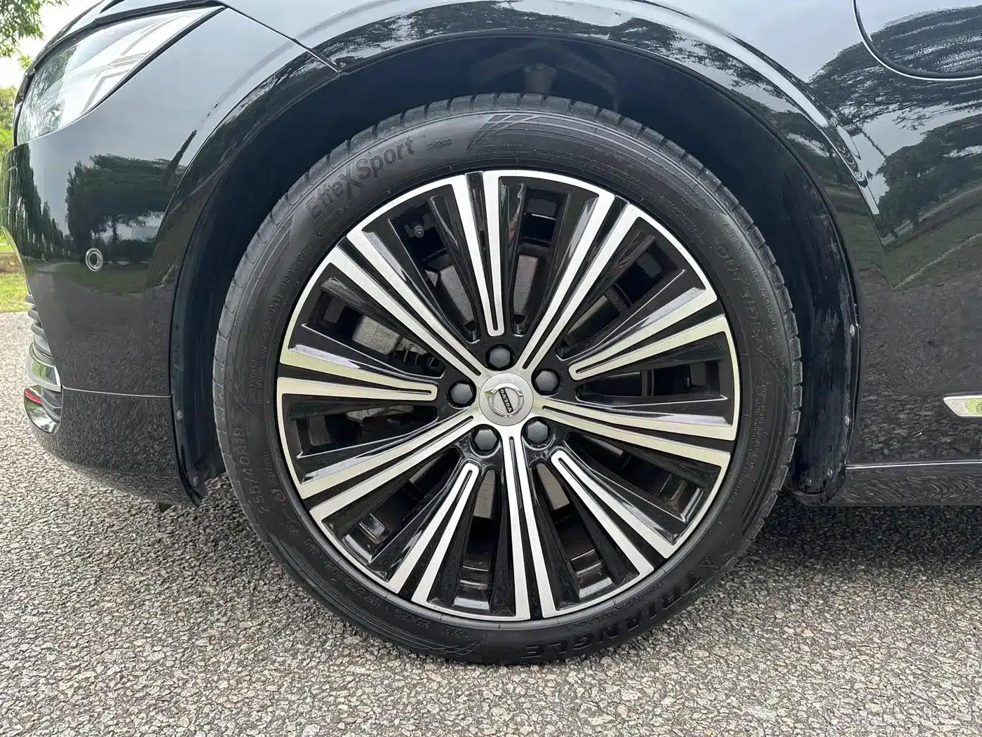 2021 Volvo S90 Plug-in Hybrid T8 E-Drive Hybrid, Inscription Luxury Edition — миниатюра 6