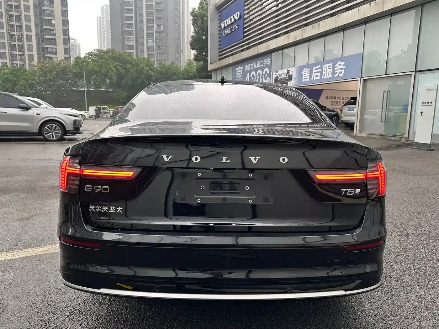 2026 Volvo S90 Plug-in Hybrid, All-Wheel Drive, Long Range, Inscription Luxury Edition — миниатюра 7