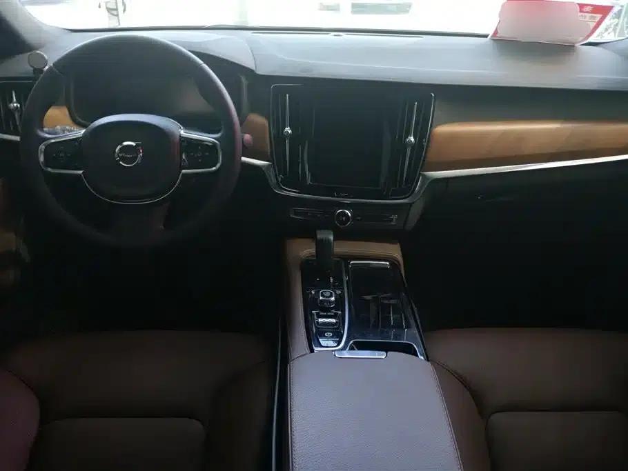 2021 Volvo S90 Plug-in Hybrid T8 E-Drive Hybrid, Inscription Luxury Edition — миниатюра 12
