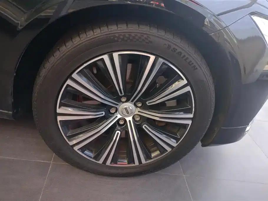 2021 Volvo S90 Plug-in Hybrid T8 E-Drive Hybrid, Inscription Luxury Edition — миниатюра 6
