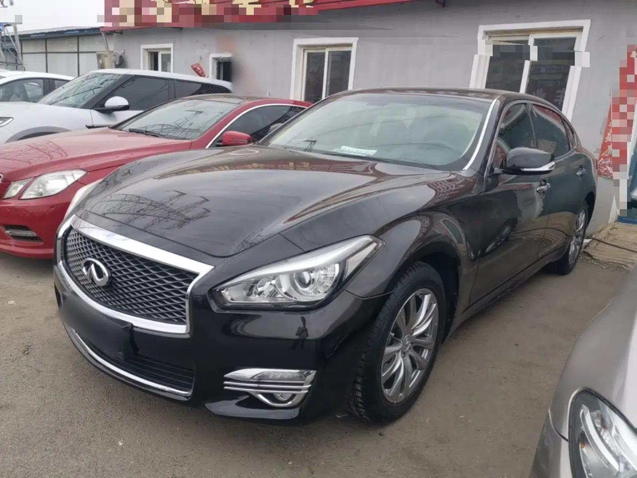 Infiniti Q70 2015 Q70L 2.5L Elite Edition — миниатюра 1
