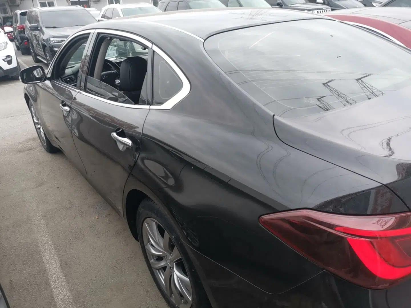 Infiniti Q70 2015 Q70L 2.5L Elite Edition — миниатюра 4