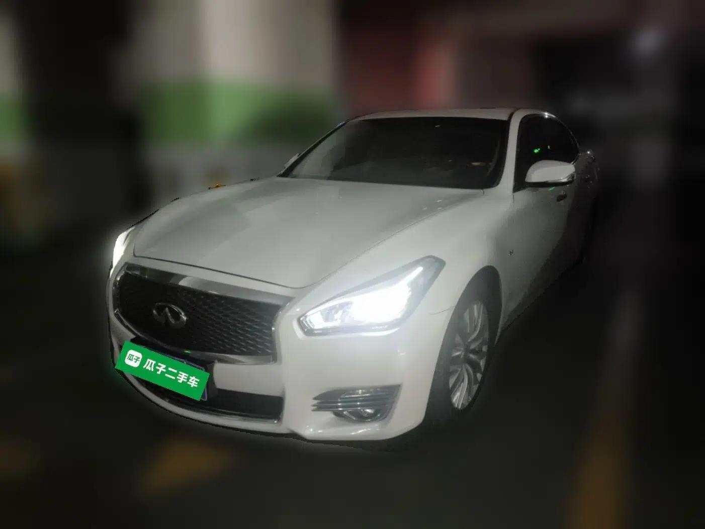 Infiniti Q70 2015 Q70L 2.5L Elite Edition — миниатюра 1