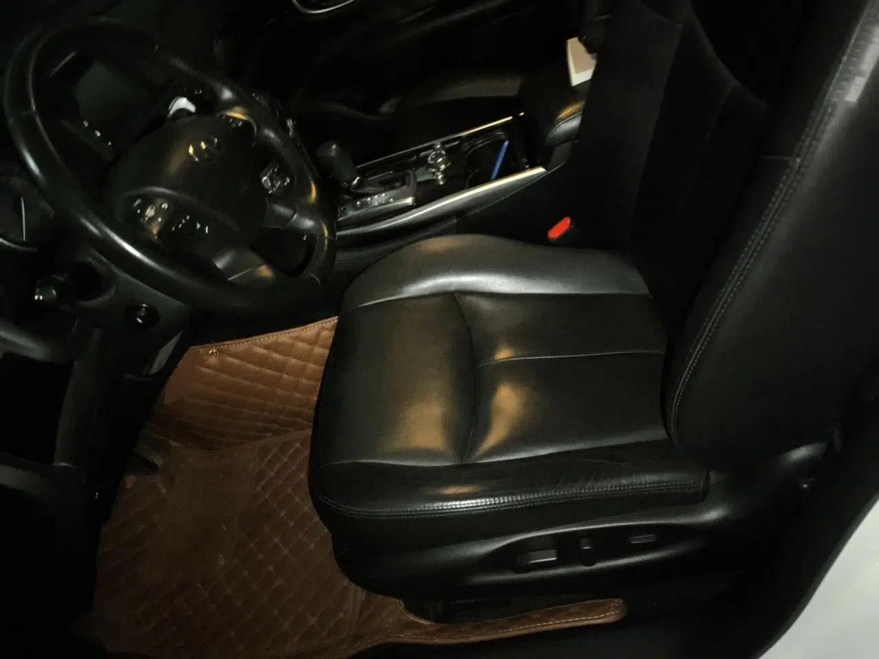 Infiniti Q70 2015 Q70L 2.5L Elite Edition — миниатюра 16