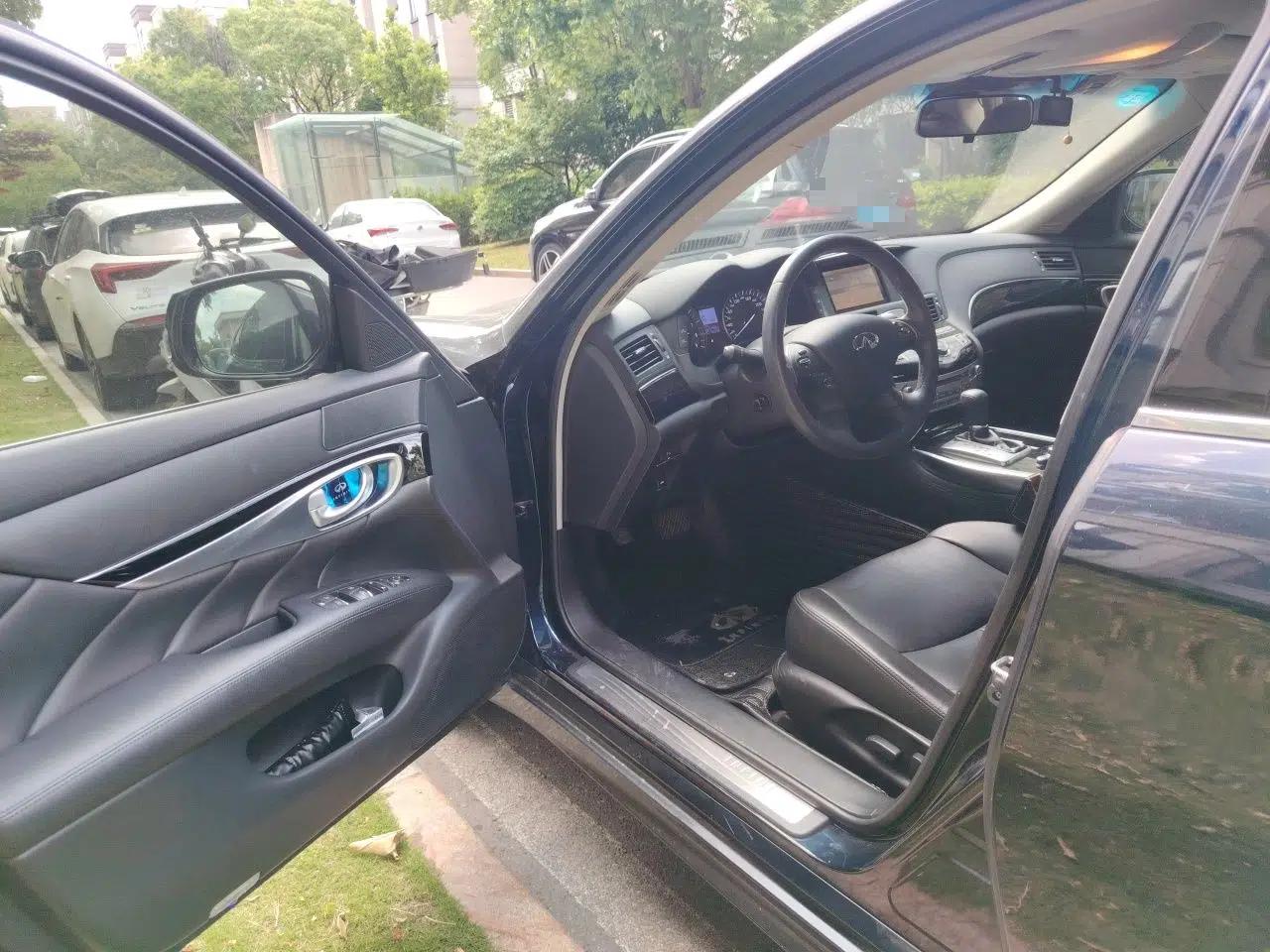 Infiniti Q70 2017 Q70L 2.5L Elite Edition — миниатюра 17