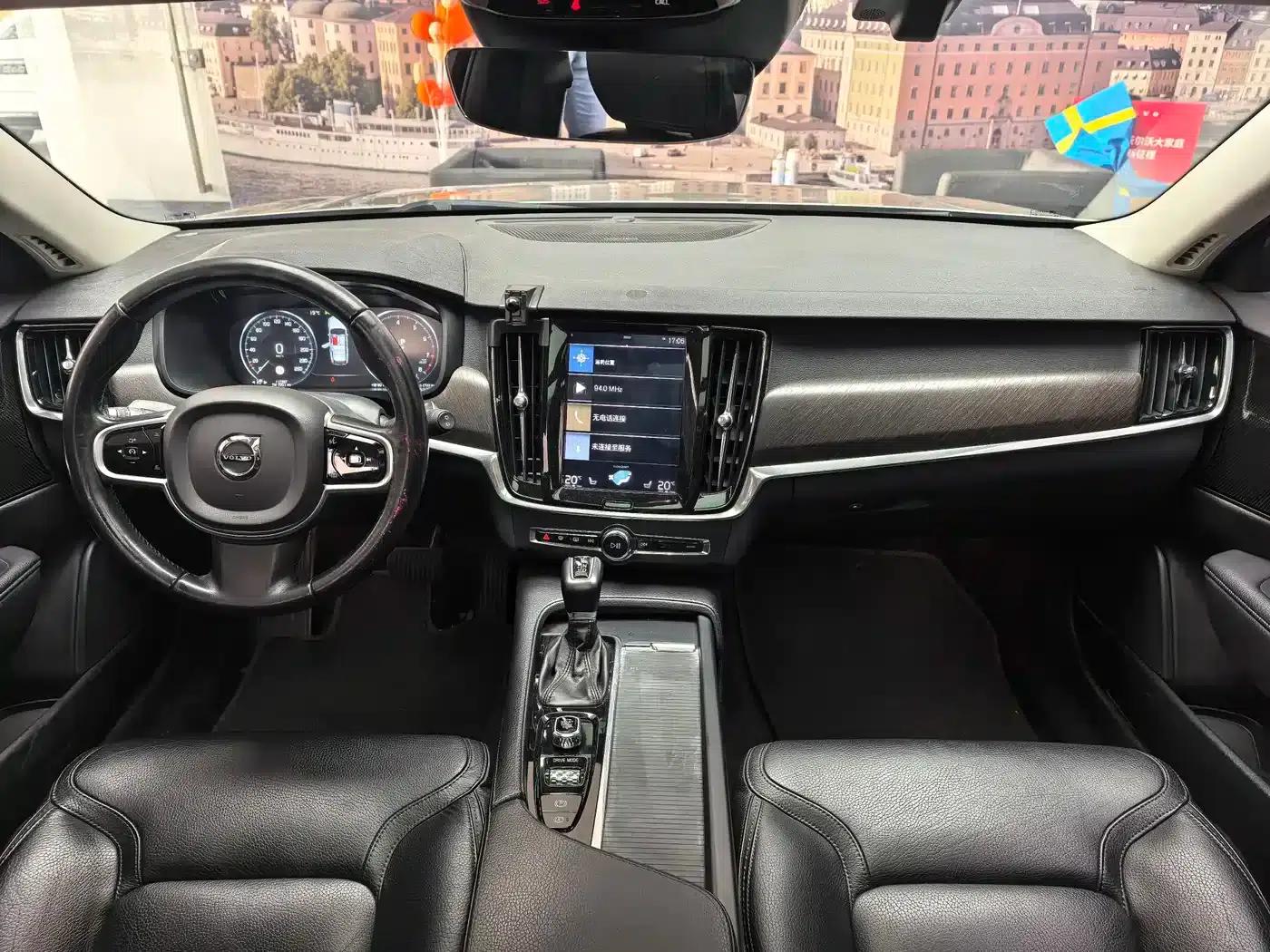 2019 Volvo V90 Cross Country T5 AWD Smart Edition (China V Emission Standard) — миниатюра 16