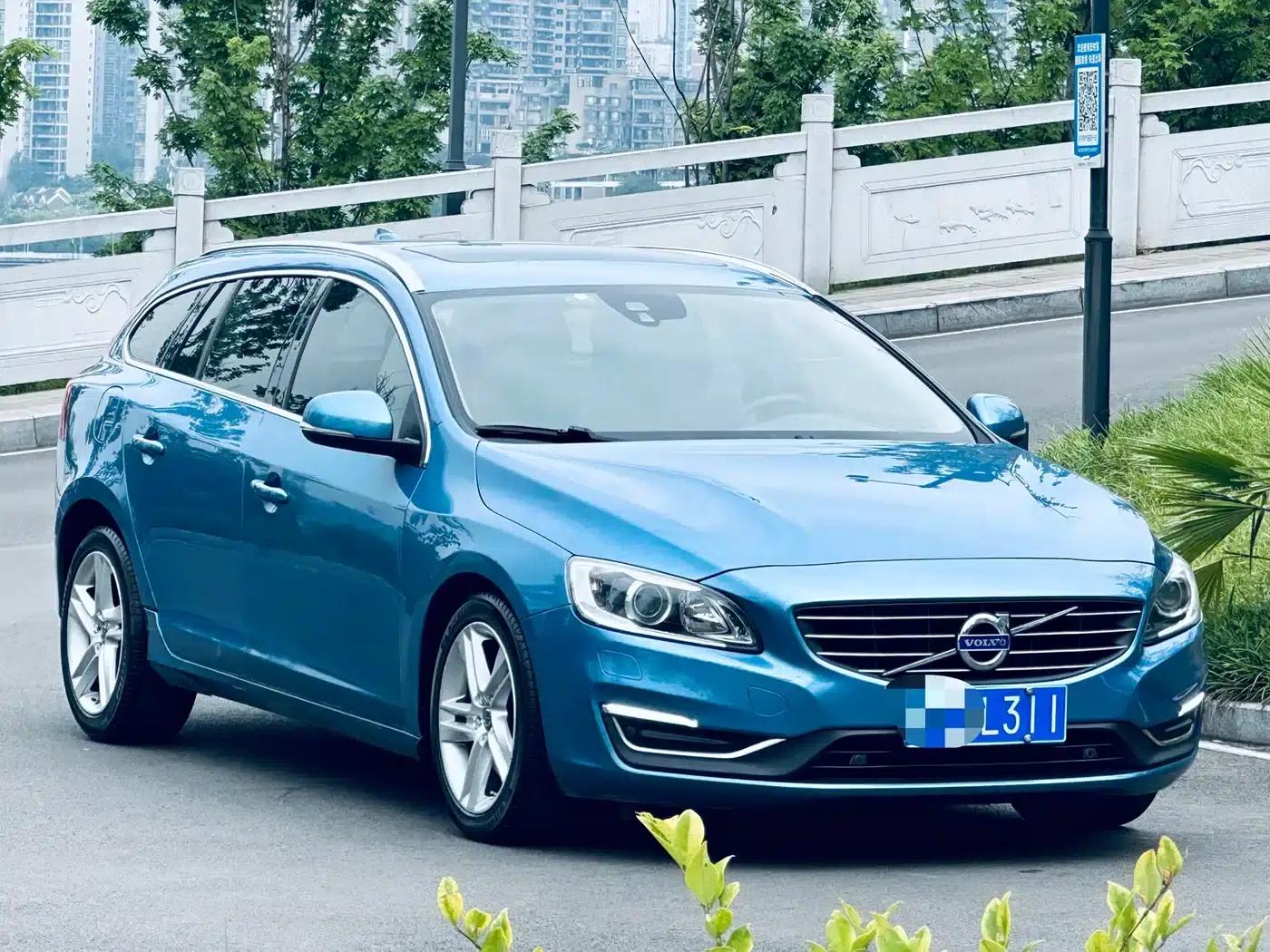 2014 Volvo V60 T5 Smart Edition — миниатюра 2