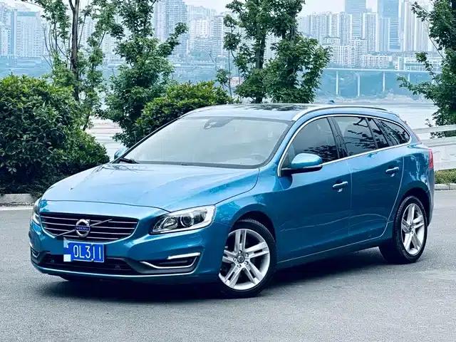 2014 Volvo V60 T5 Smart Edition