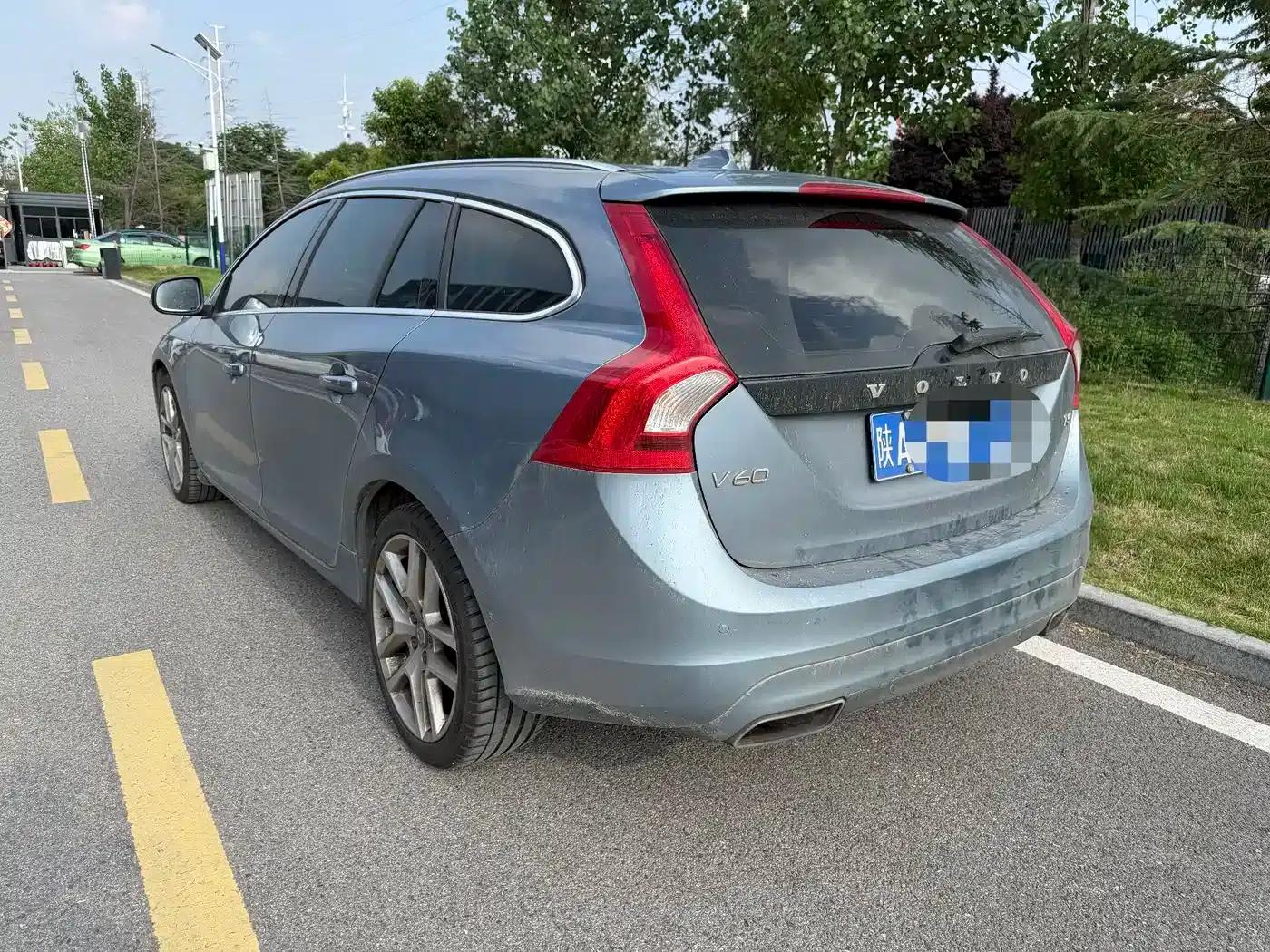 2017 Volvo V60 T5 Smart Edition (China V Emission Standard) — миниатюра 11