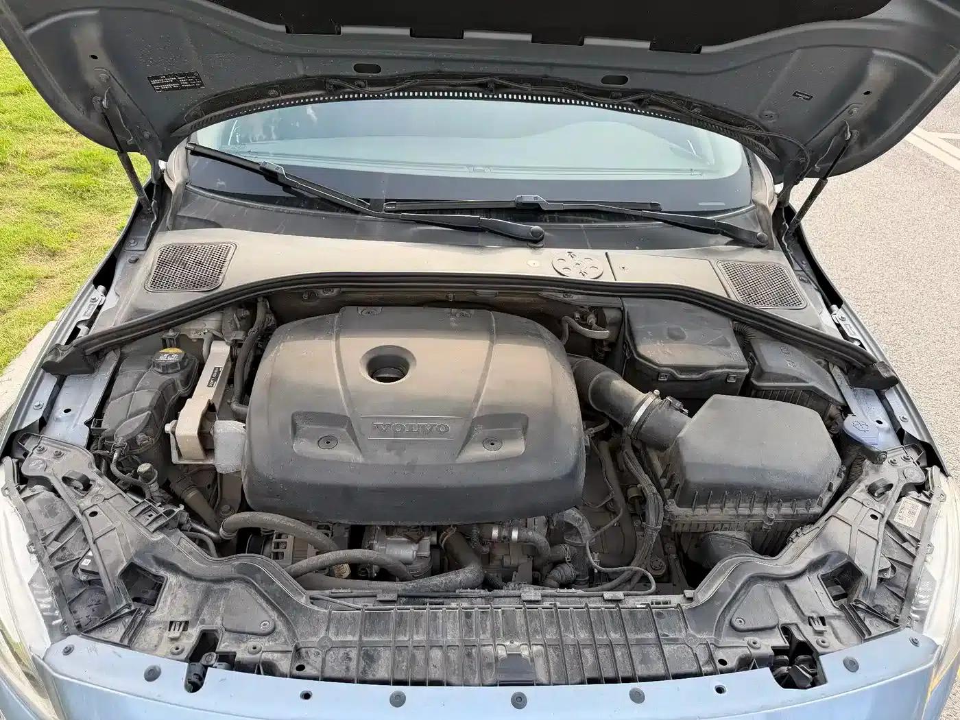 2017 Volvo V60 T5 Smart Edition (China V Emission Standard) — миниатюра 6