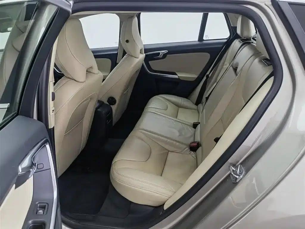 2014 Volvo V60 T5 Smart Edition — миниатюра 15