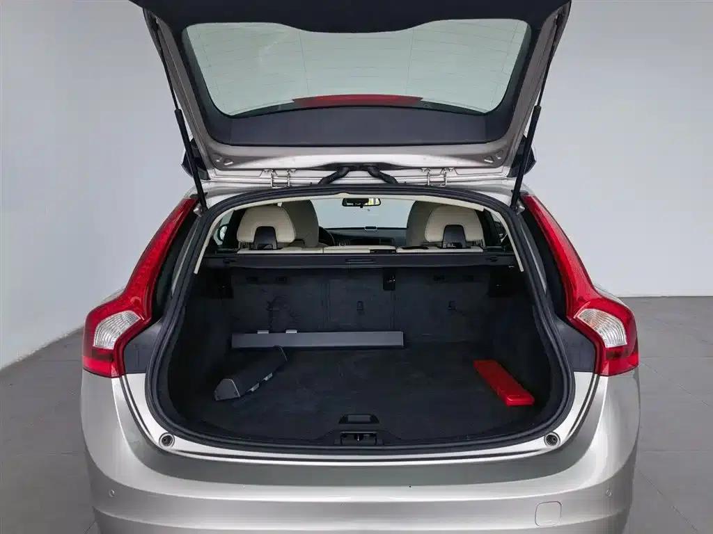 2014 Volvo V60 T5 Smart Edition — миниатюра 16