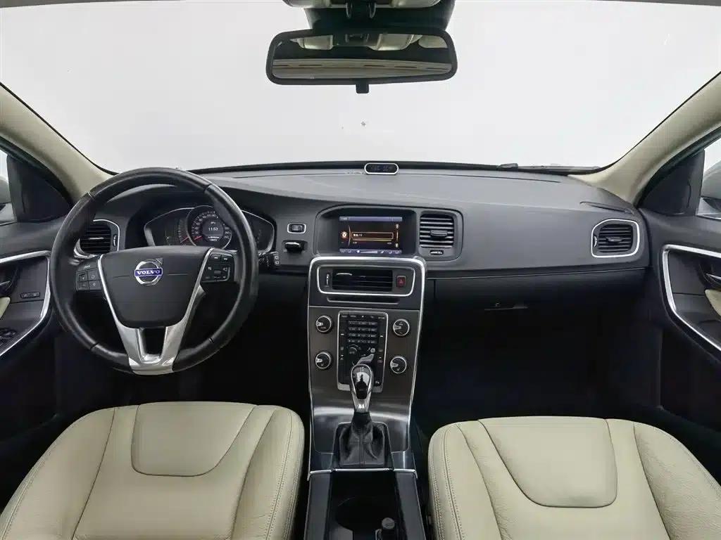2014 Volvo V60 T5 Smart Edition — миниатюра 5